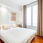 Guestready - Bel Apt. Pres De L\'Arc De Triomphe